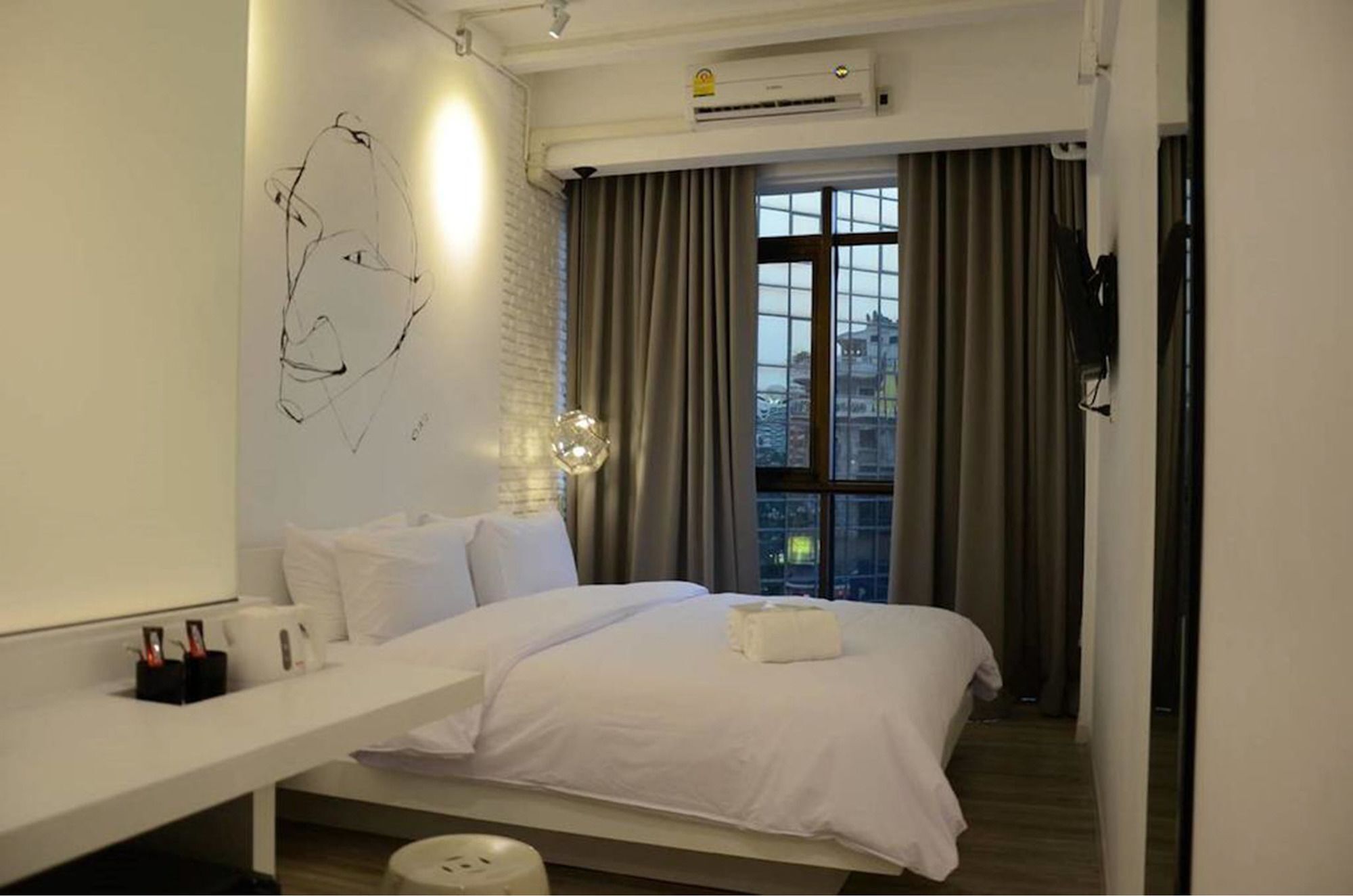 3 Howw Hostel At Sukhumvit 21 Bangkok Ngoại thất bức ảnh