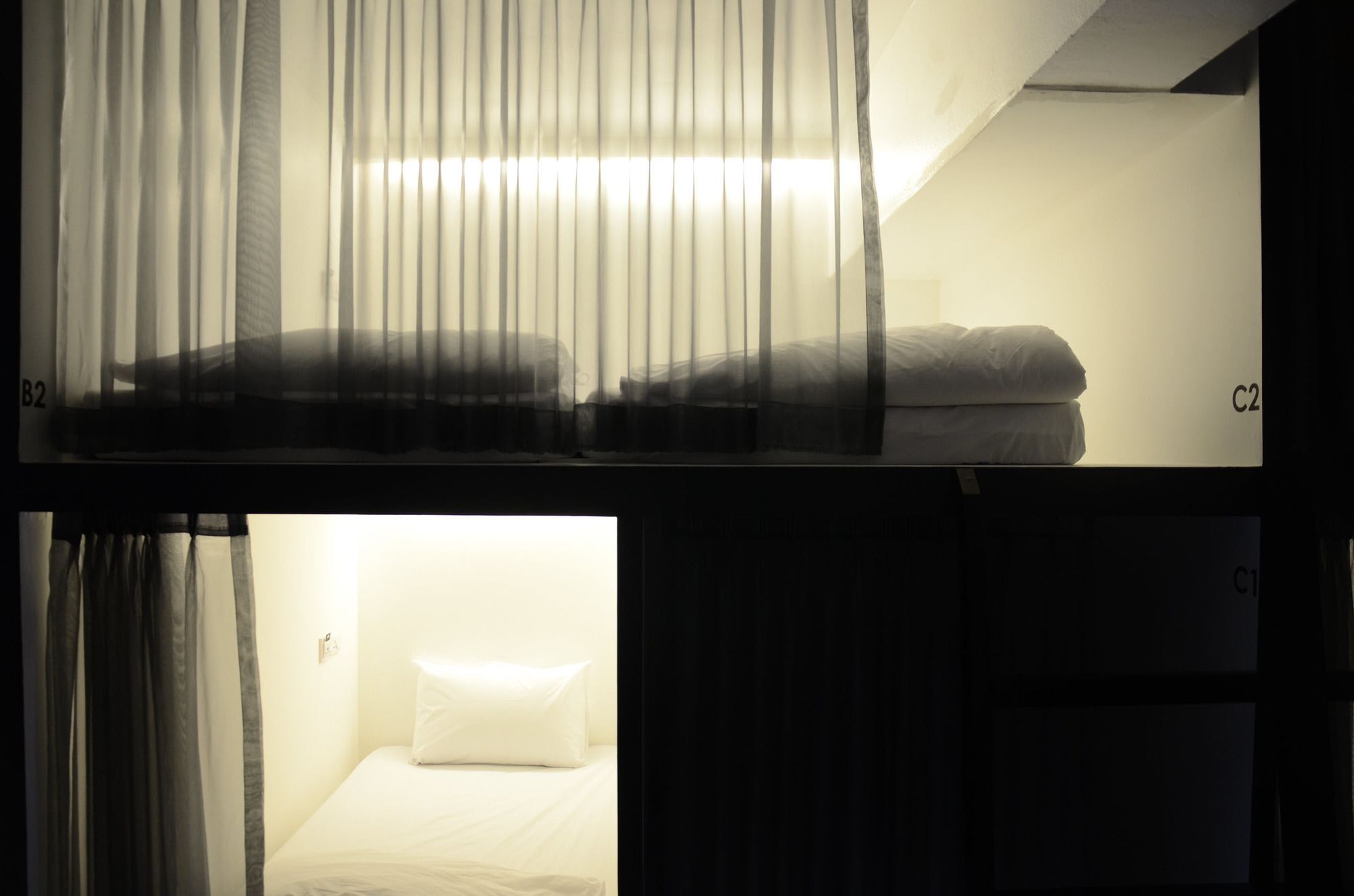 3 Howw Hostel At Sukhumvit 21 Bangkok Ngoại thất bức ảnh
