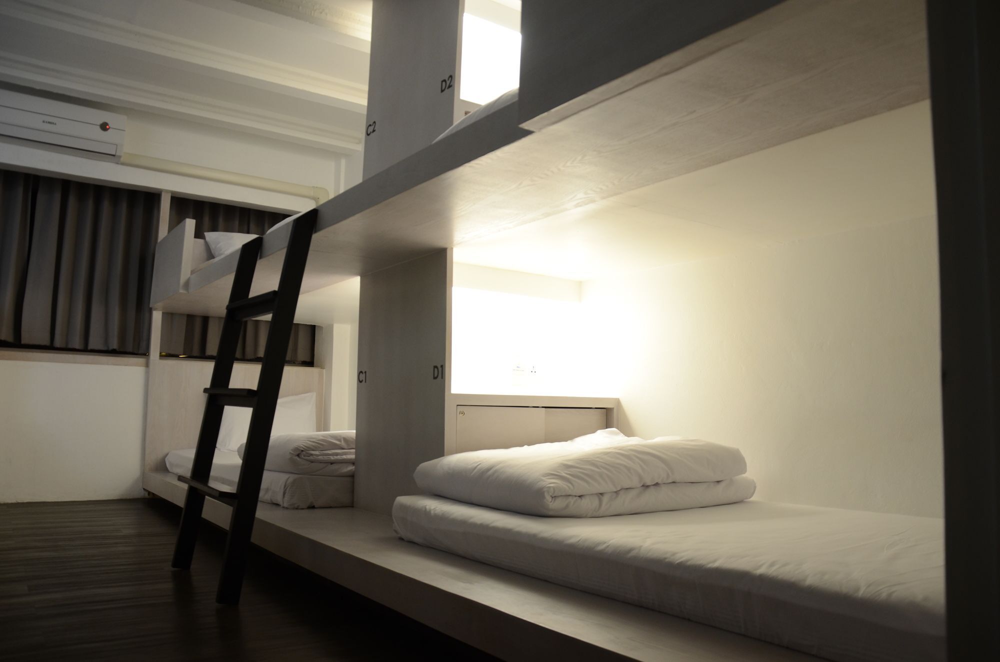 3 Howw Hostel At Sukhumvit 21 Bangkok Ngoại thất bức ảnh
